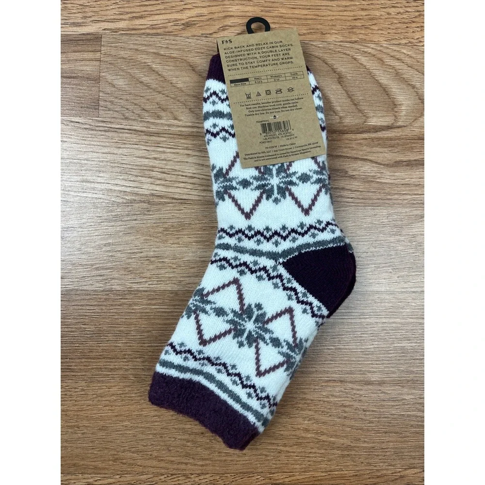 Field & Stream Cozy Cabin‎ Socks Infused with Aloe, 1 Pair, Women's One Size NEW